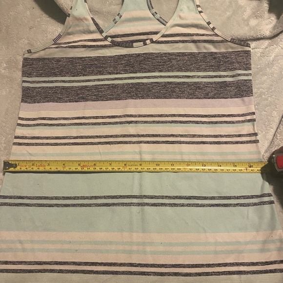 Lululemon tank tops both for $20 - Picture 15 of 16